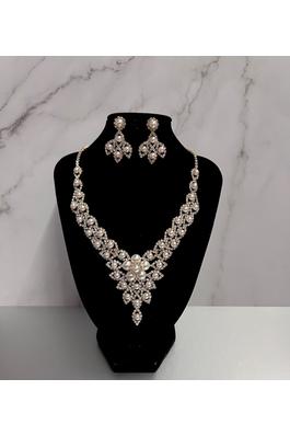 PEARL NECKLACE SET
