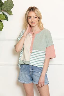 Sanity Colorblock Buttoned Knit Top