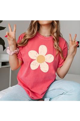 DAISY DISTRESSED GRAPHIC T SHIRT