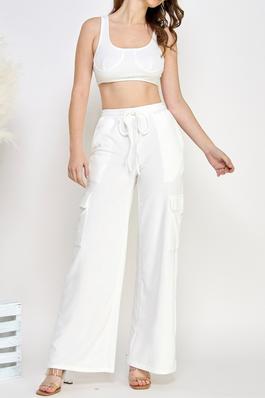 Crop Top And Stylishly Tailored Cargo Pants Set