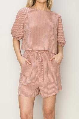 Chic Striped Top Shorts Set for Casual Elegance
