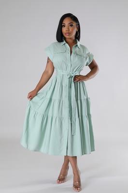 Elegant Non-Stretch Dress with Belt and Collar