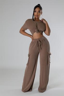 Stylish Ribbed Jersey Crop Top and Cargo Pants