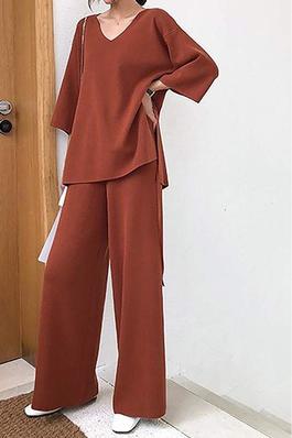 LOOSE KNITTED V NECK LONG TOP AND WIDE PANTS