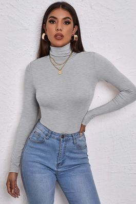 HIGH NECK FORM FITTED TOP