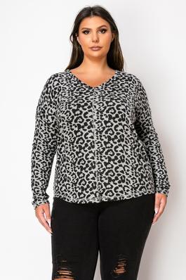 LEOPARD COZY V NK SEAM FRONT DOLMAN L/SLV CURVE