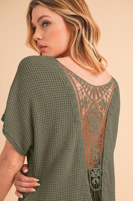 Guipure Lace Patch Textured T-shirt