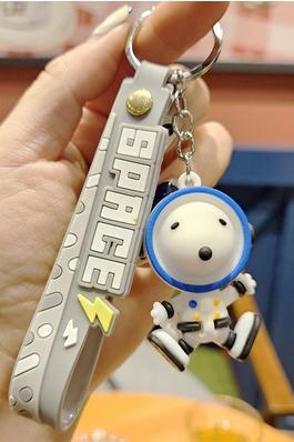 Snoopy Creative Cartoon Space Astronaut Keychain
