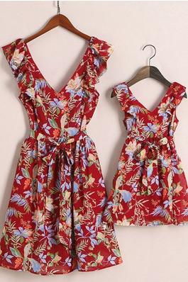 Floral Flying Sleeve V-neck Parent-child Dress