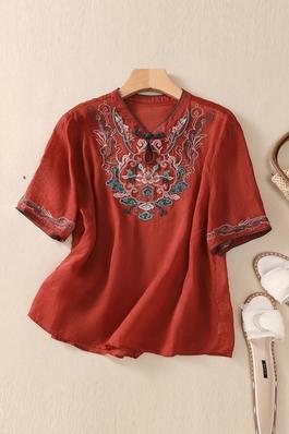 Loose Short Sleeve Shirt With Embroidered Button
