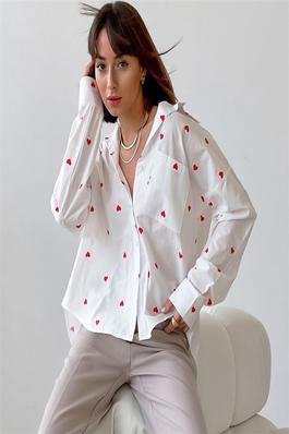 Comfortable And Stylish Women's Long Sleeve Shirt With Floral Heart Print
