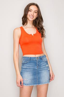 Notch Scoop Neck Cotton Cropped Tank Top