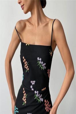 Elegant Lady Camisole Dress With Embroidered Mesh