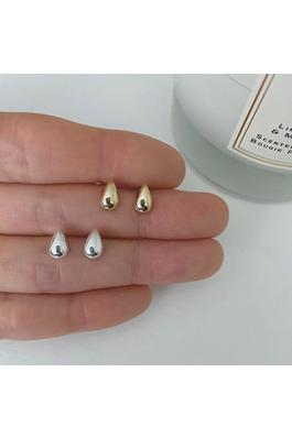 Tiny Water Drop Earrings