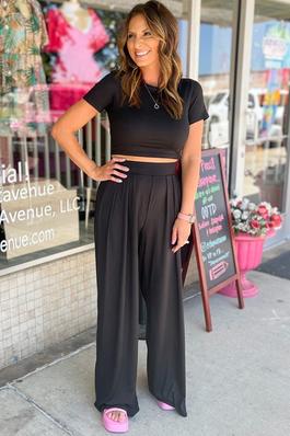 Women Fit Crop Top and Pleated Wide Leg Pants Set