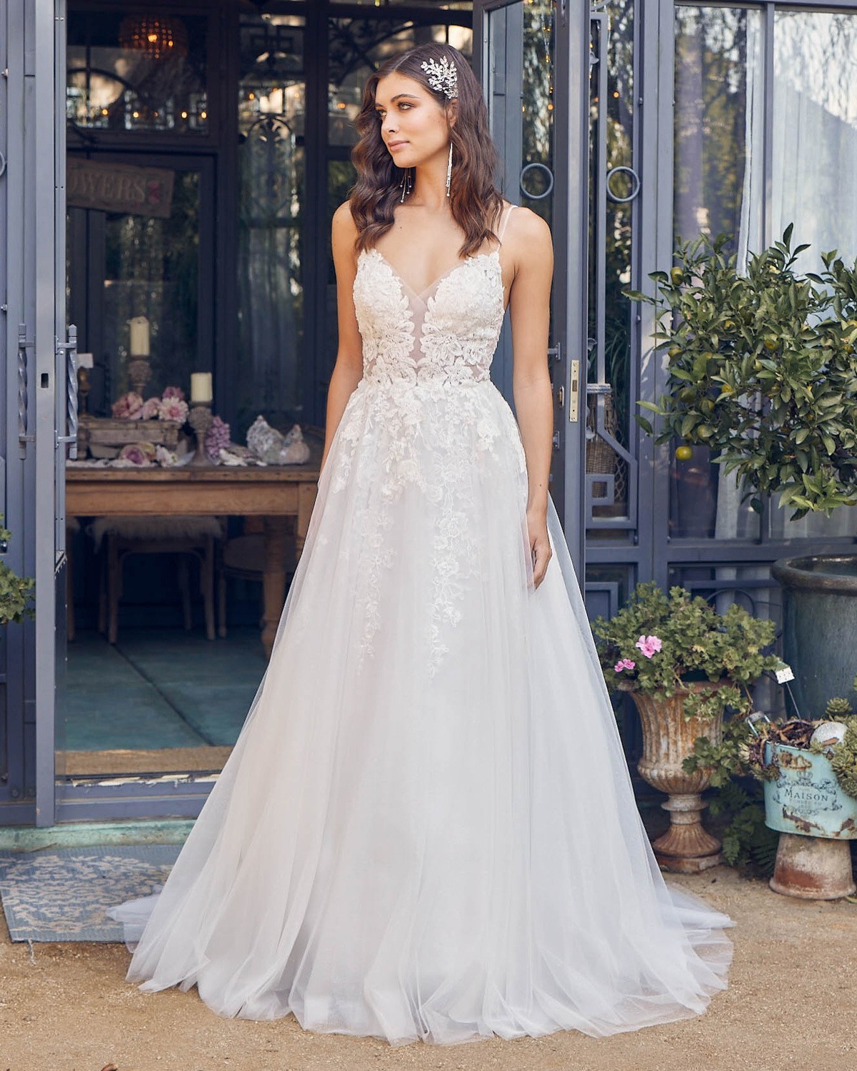 Nox Anabel > Wedding Gowns > #JE933 − LAShowroom.com