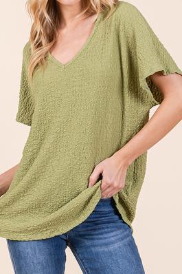 SOLID TEXTURED SHORT SLEEVE KNIT TOP
