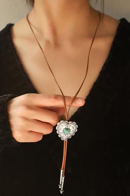 WESTERN BOLO NECKLACE WITH HEART PENDANT