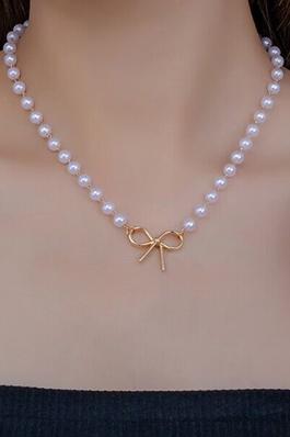 BOW PENDANT PEARL NECKLACE