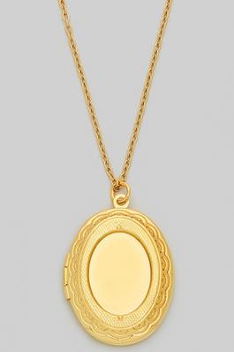 OVAL PICTURE FRAME LOCKET PENDANT NECKLACE