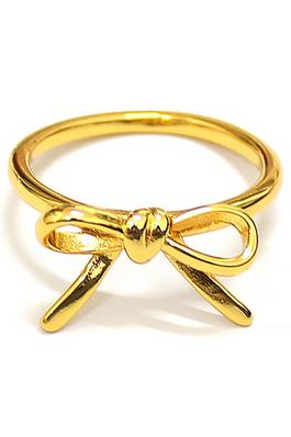 DELICATE BOW RING