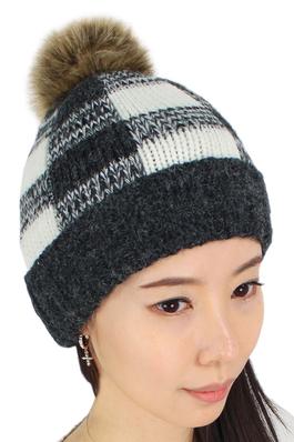 Check pattern knitted beanie 