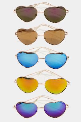 Thin Metallic Frame Heart Sunglasses Set